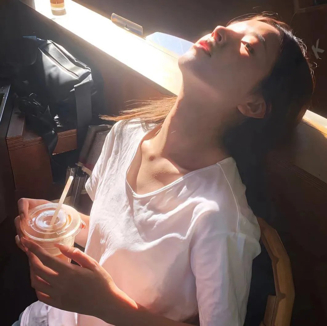 黑白人间